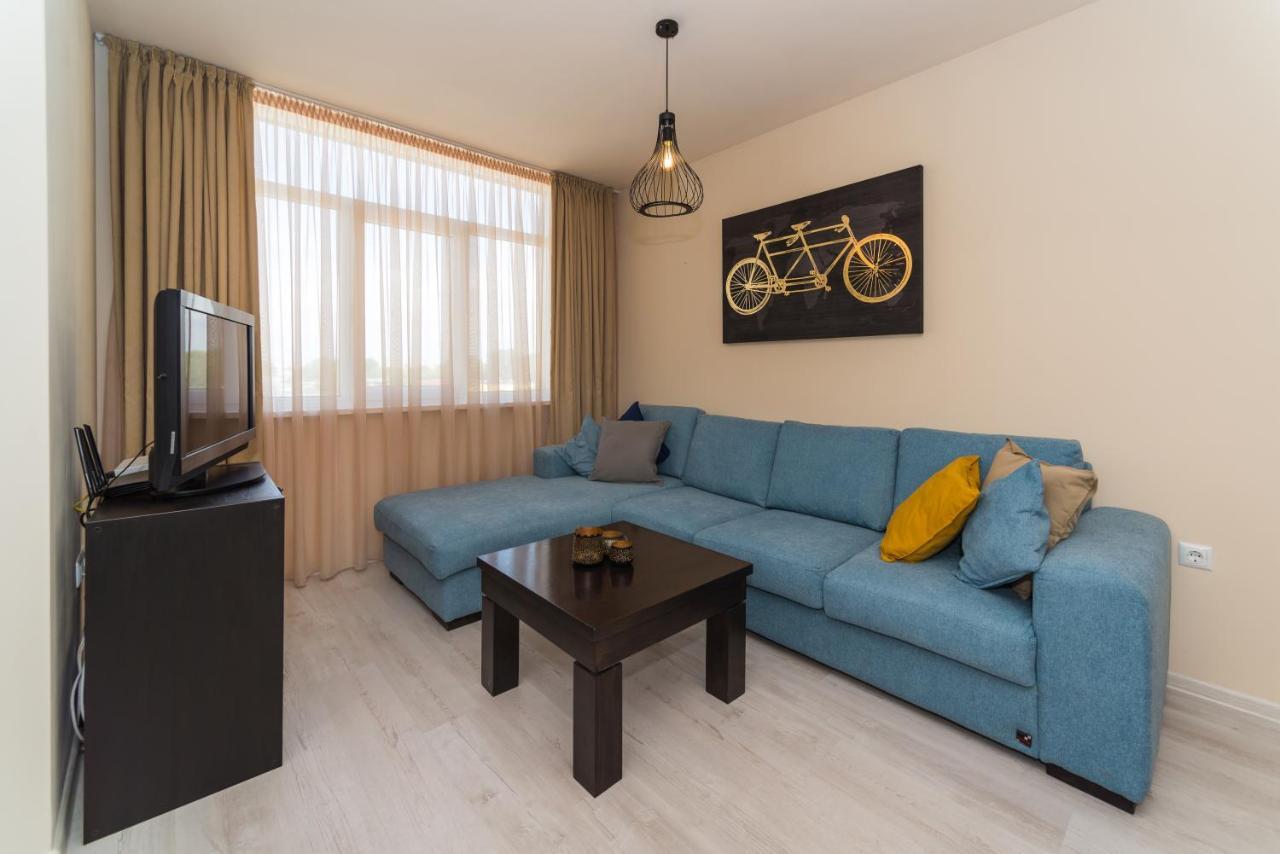 Alma Apartment - Stylish 1Bd Flat With Balcony By Flat Mаnager Plovdiv Exteriör bild